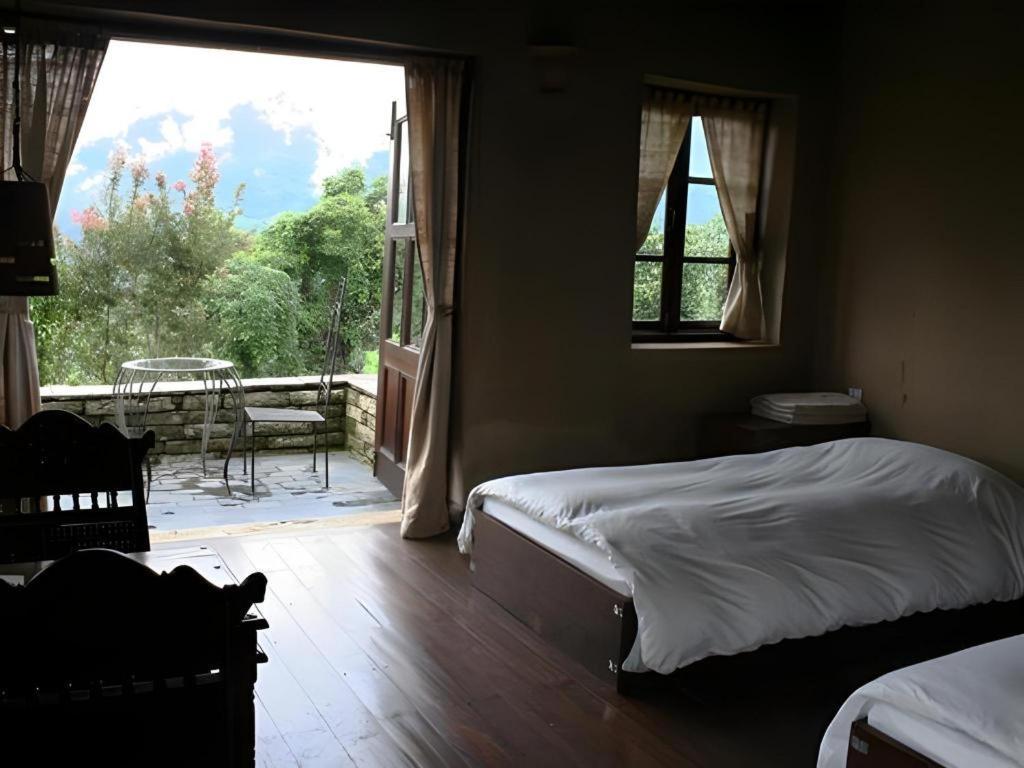 Hananoie - A Permaculture Resort Pokhara Kültér fotó